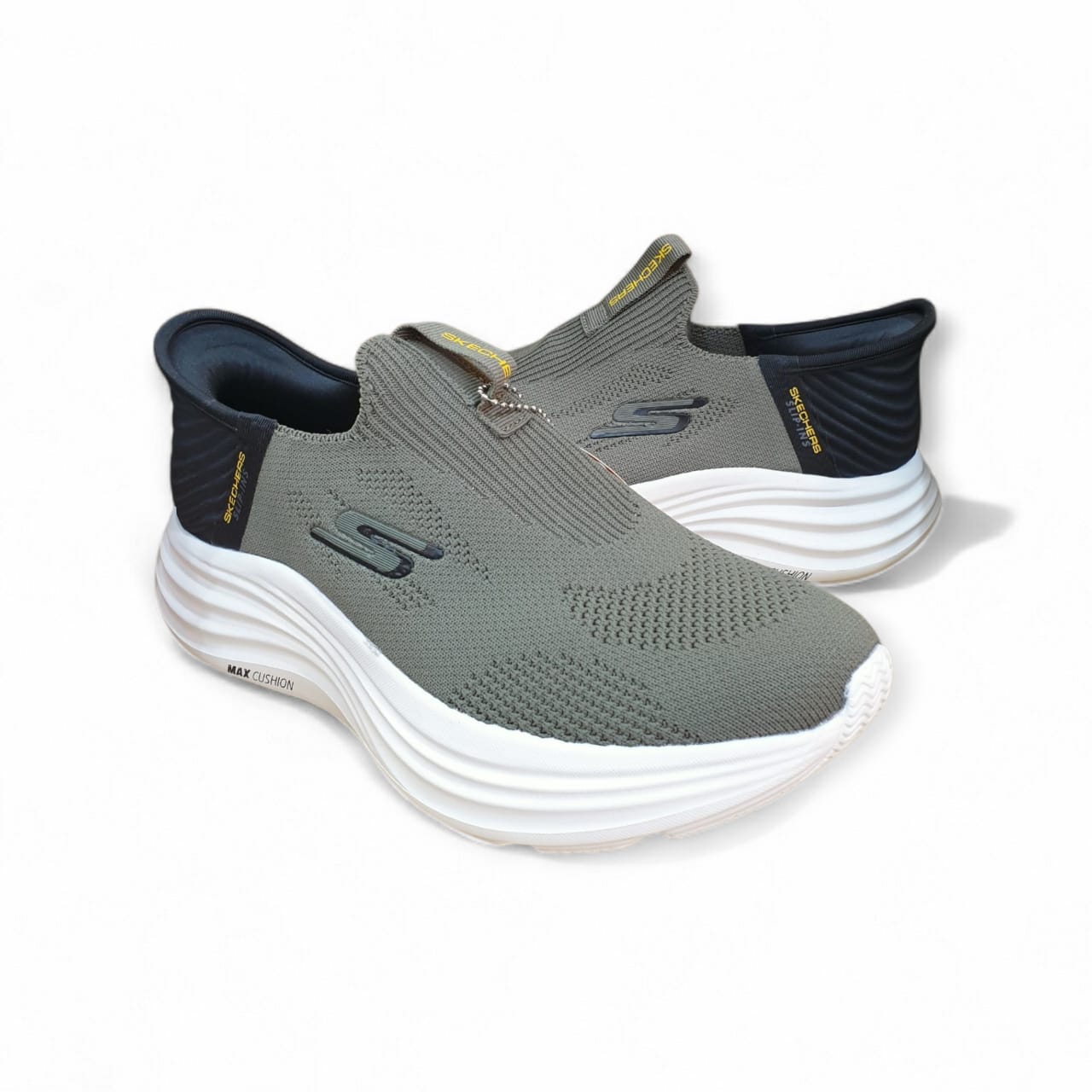 Skechers Slip-INS Max Cushion