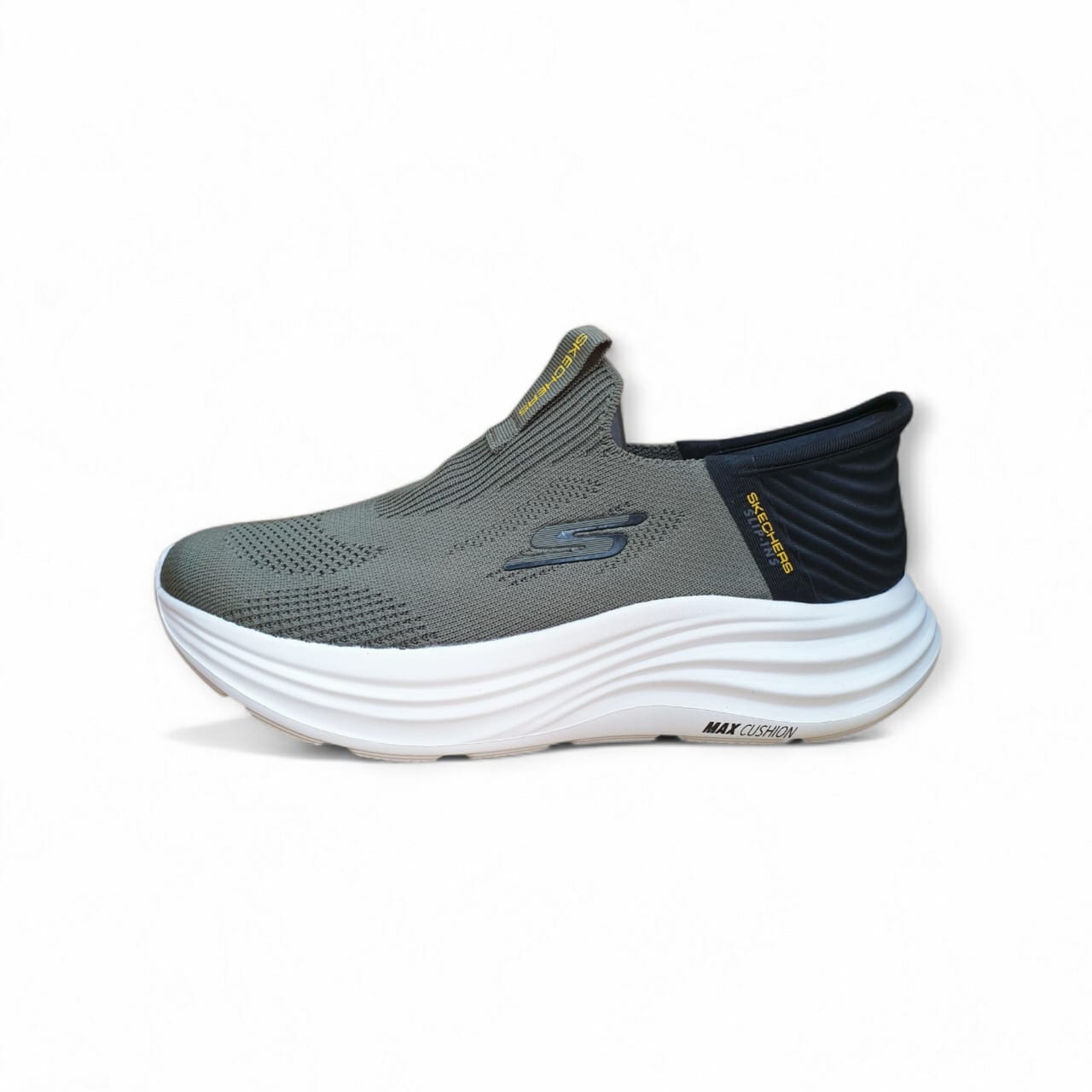 Skechers Slip-INS Max Cushion