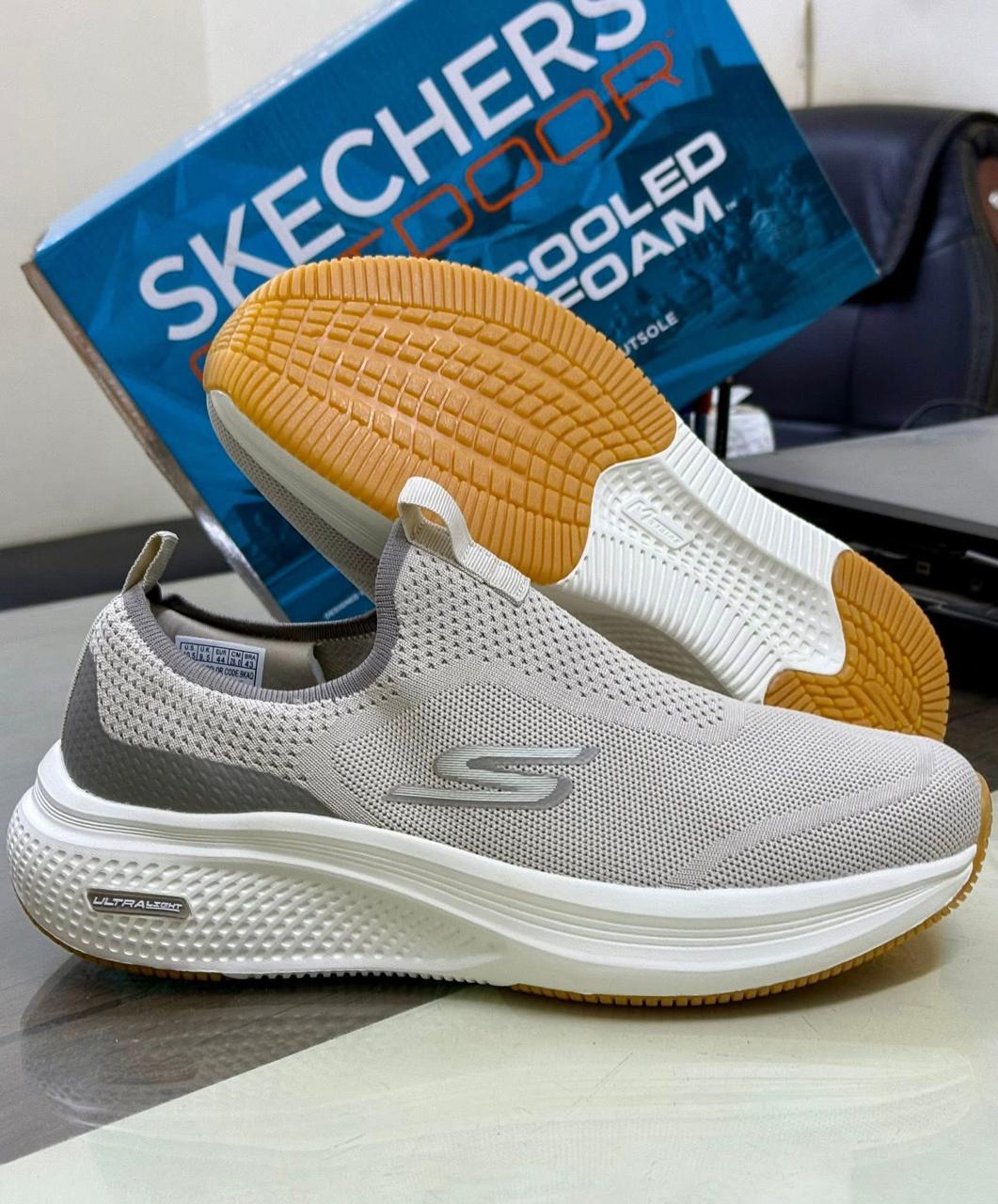 Skechers Ultra Light